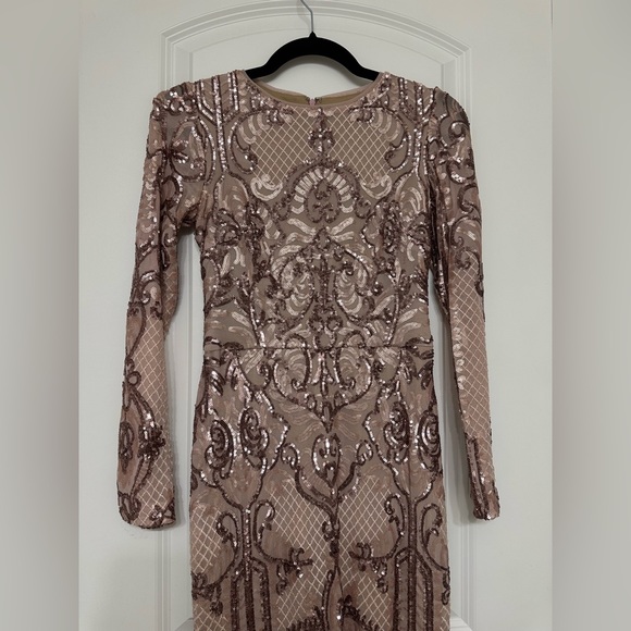 Stunning Betsy & Adam Pink Gown with Beautiful Sequin Embellishment - Picture 3 of 4